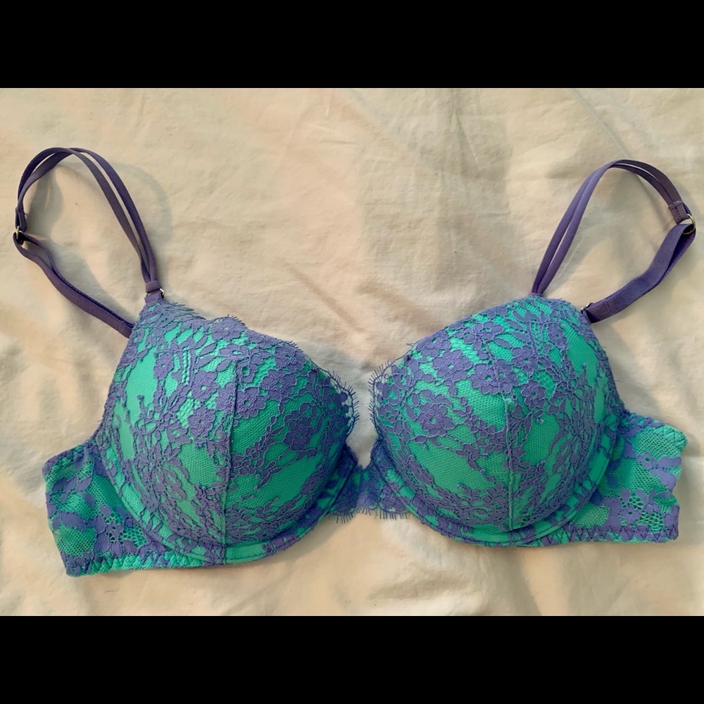VS Push-Up with Eye Lash Lace 34B